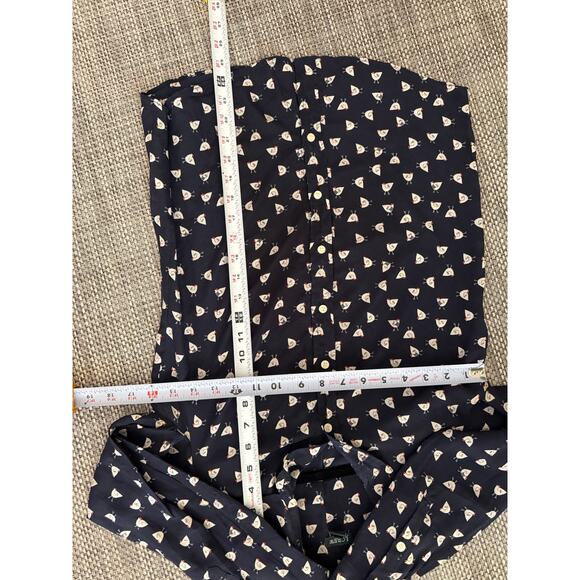 J CREW 100% Silk French Hen Button Front Long Sleeve Shirttail Hem Top XS Navy - Picture 7 of 7